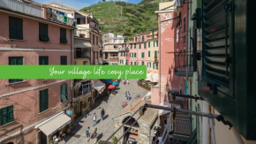 Nonna Rosetta Traditional Studio Vernazza